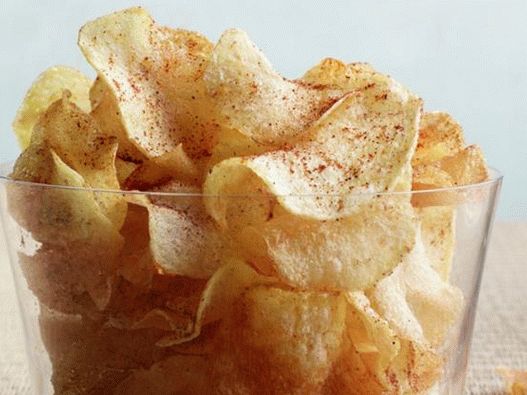 Фотографија на јадења - зачинета чипс од компири