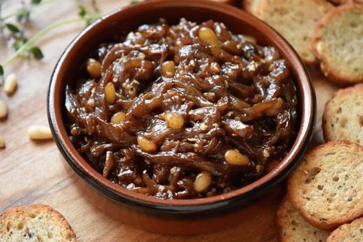 Фотографија од печена модар патлиџан Caponata