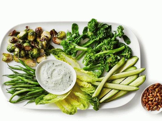 Фото сурова со зелен јогурт натопи