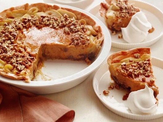 Фото на садот - Пита со јаболка од тиква со пекани