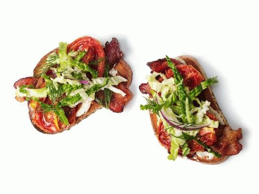 Фото отворено сендвичи со печени домати