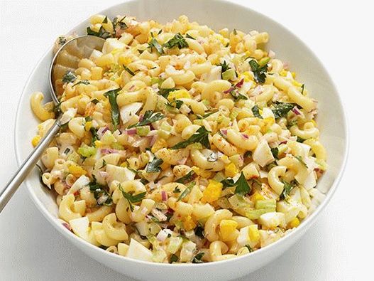 Фото салата со тестенини и јајца