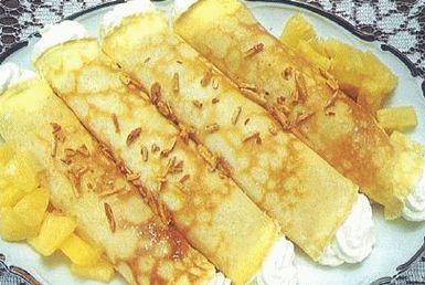 Фото Палачинки со сирење со пржена ананас