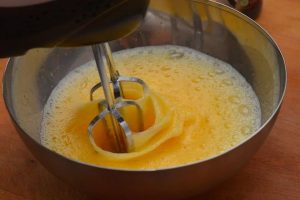 Слатка ролна од моркови