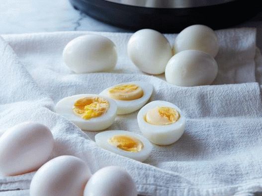 Фото тврдо варени јајца во бавен шпорет